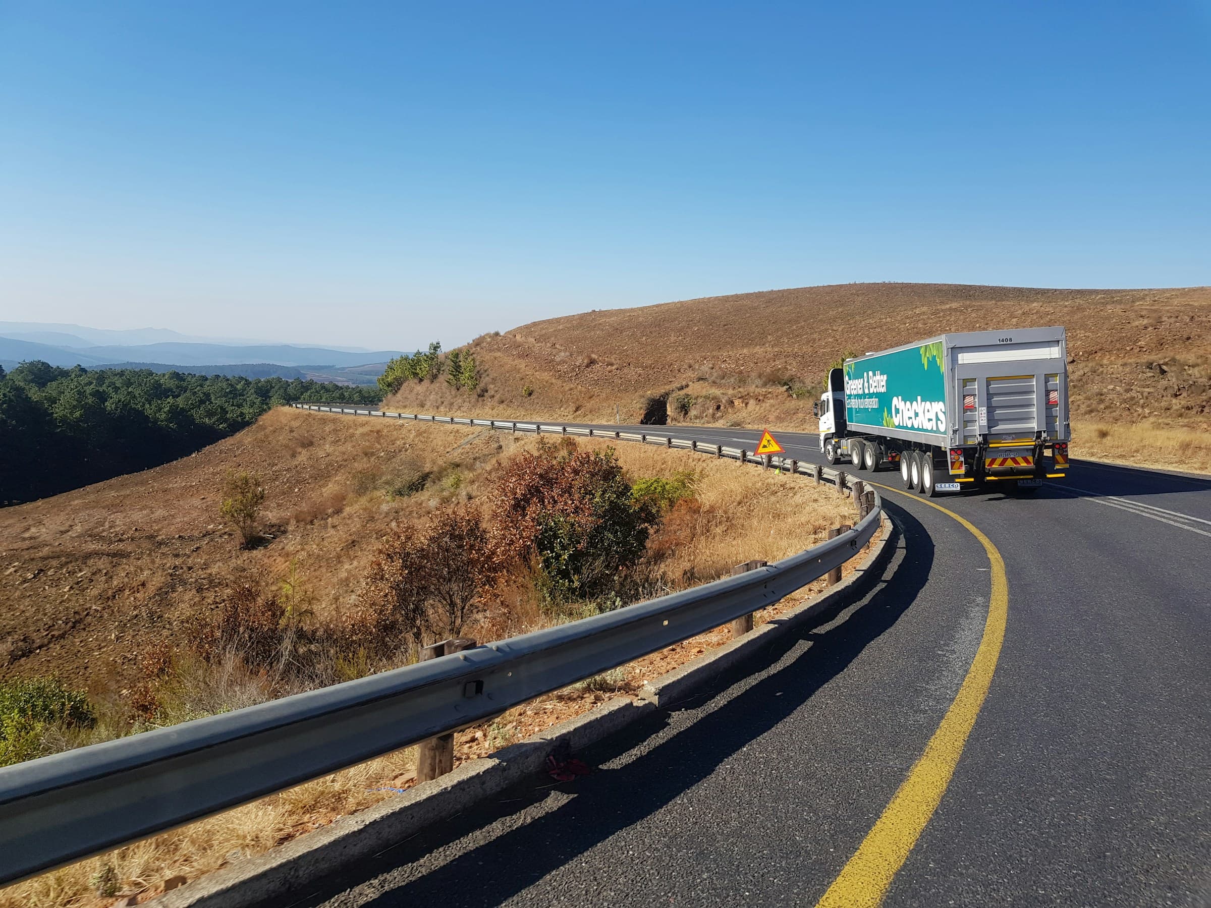 Commercial Truck Insurance: How to Slash Your Rates & Secure the Best Coverage